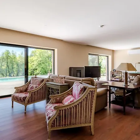 Holiday home Casa Flor Do Rio *